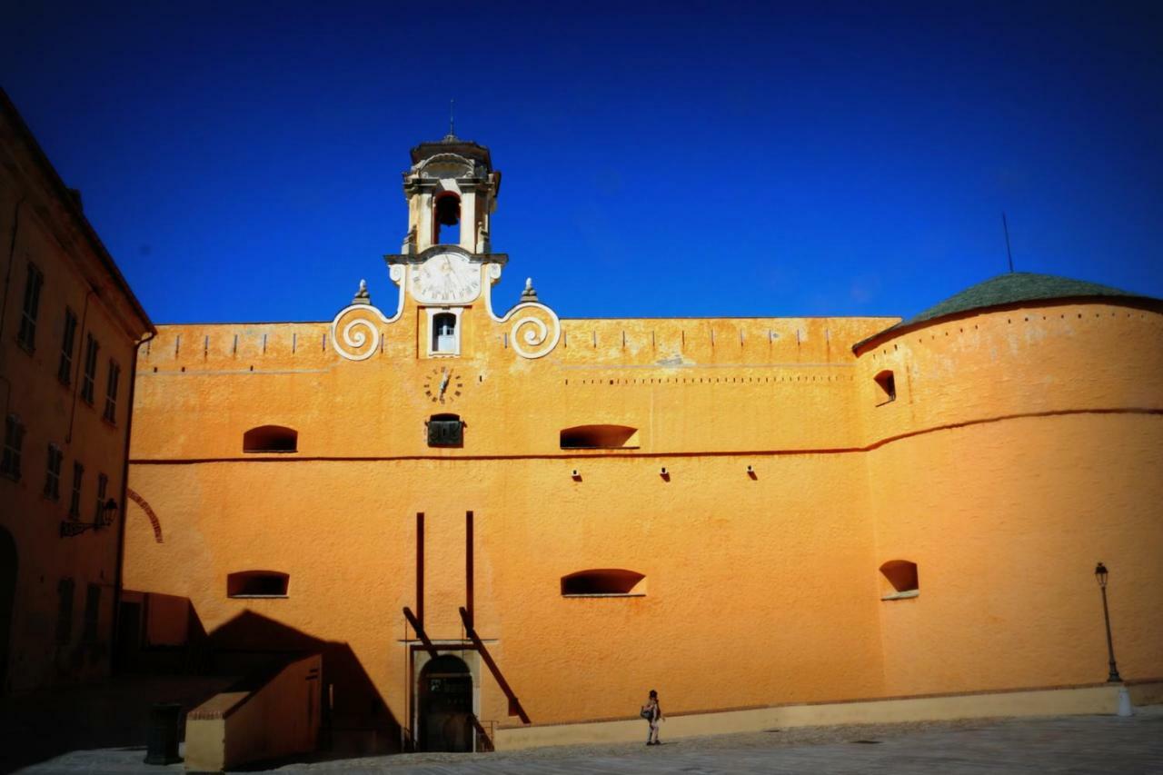 Apartmán Casa Lochje Au Coeur De La Citadelle Bastia  Exteriér fotografie